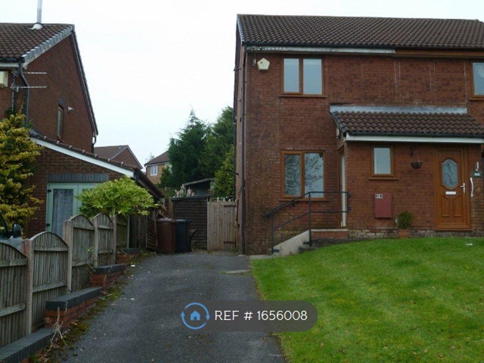 2 bed semidetached house to rent in Grisedale Avenue, Blackburn BB1