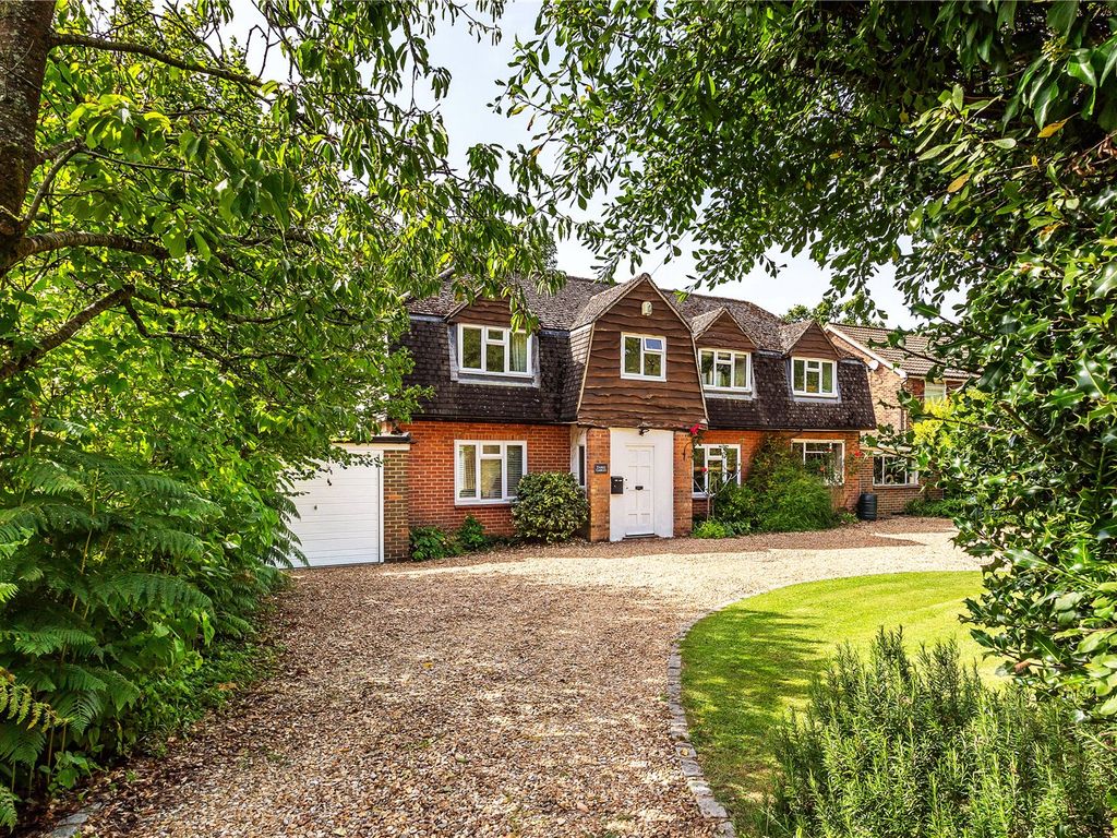 5 bed country house for sale in Guildford Road, Cranleigh, Surrey GU6