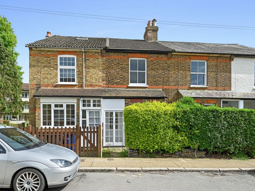 2 bed terraced house for sale in Bells Hill, EN5 Zoopla