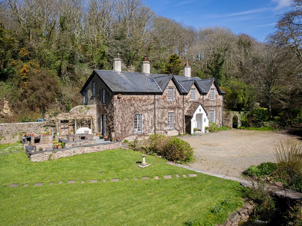 5 bed detached house for sale in St. Ishmaels, Haverfordwest SA62 Zoopla