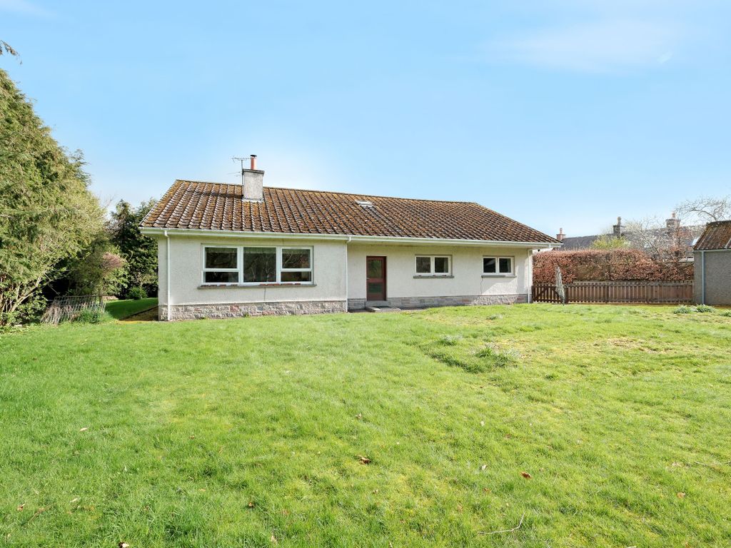 4 bed detached bungalow for sale in Muir Of Fowlis, Alford AB33, £