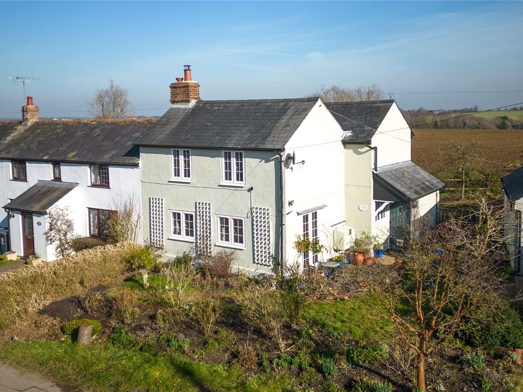 3 bed semidetached house for sale in Camps End, Castle Camps