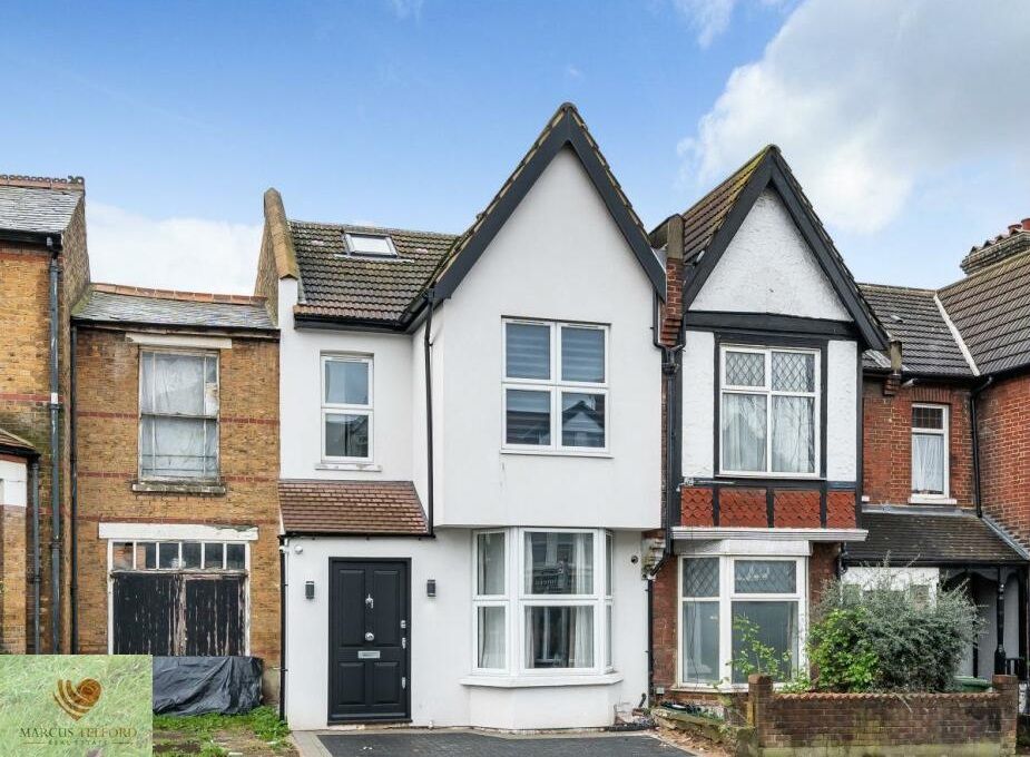 4 bed terraced house for sale in Elmers End Road, Beckenham BR3, £