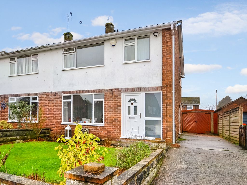 3 bed semidetached house for sale in Mentone Crescent, Edgmond