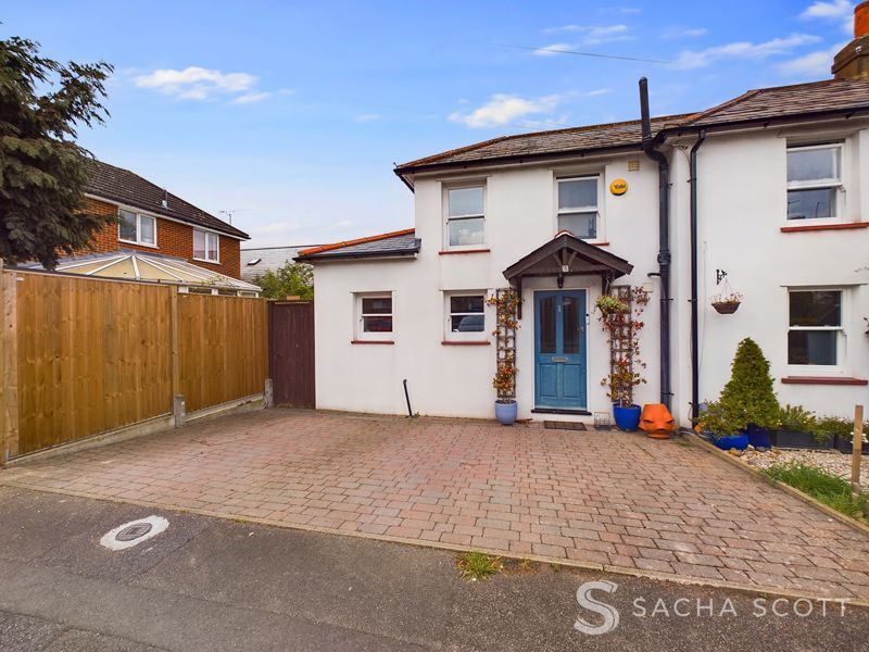 3 bed end terrace house for sale in Middle Lane, Epsom KT17 Zoopla