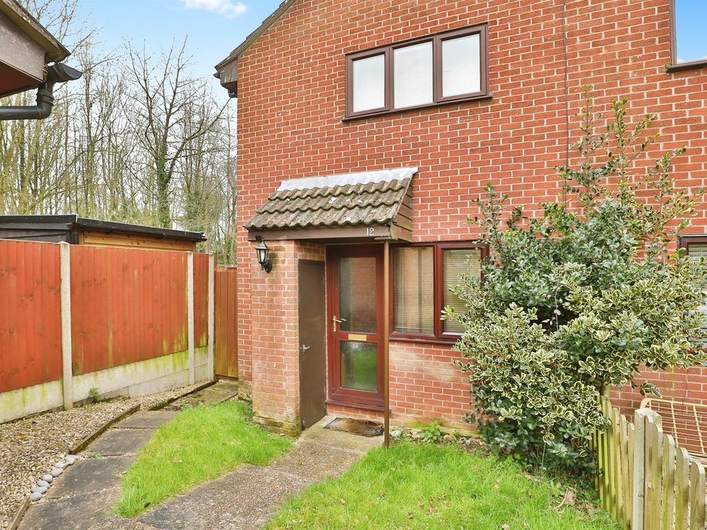 1 bed end terrace house for sale in Webster Close, Stoke Holy Cross