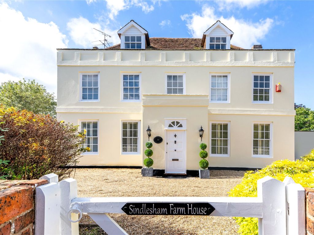 4 bed detached house for sale in Mill Lane, Sindlesham, Wokingham