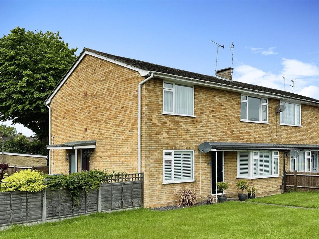 2 bed for sale in Hardy Road, Hemel Hempstead Industrial