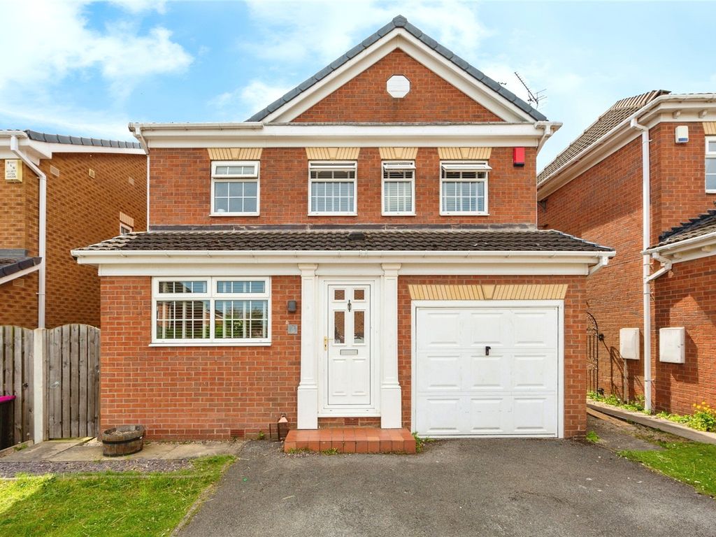 4 bed detached house for sale in Wellcroft Gardens, Bramley, Rotherham, South Yorkshire S66, £