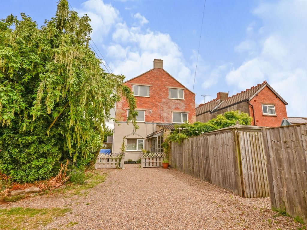 4 bed detached house for sale in Wycliffe Road, Alfreton DE55 Zoopla