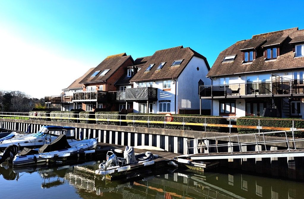 3 bed semidetached house for sale in The Meridians, Christchurch BH23