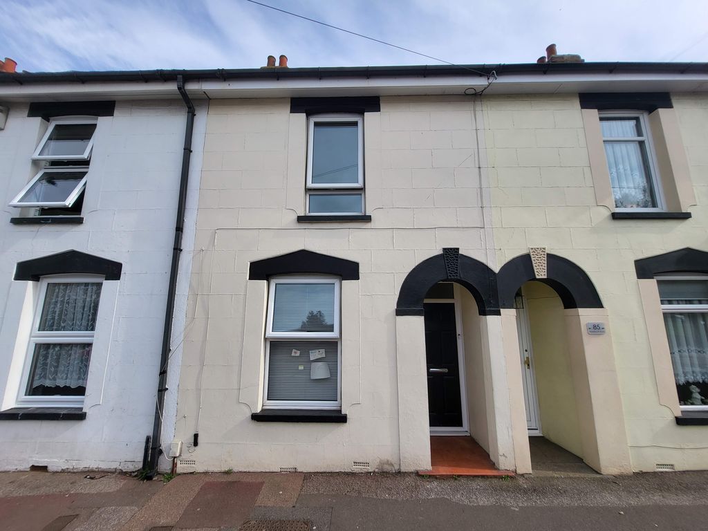 3 bed terraced house for sale in Wainscott Road, Rochester, Kent ME2