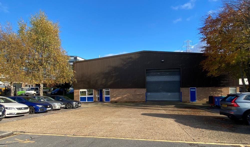 Industrial to let in Unit 1 The Ridgeway Estate, Iver, Buckinghamshire