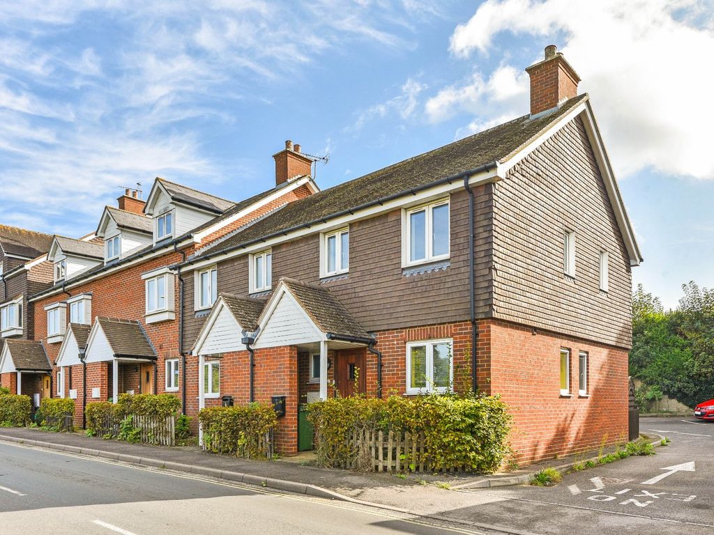 2 bed end terrace house for sale in White Hart Mews, Portsmouth Road, Liphook, Hampshire GU30, £