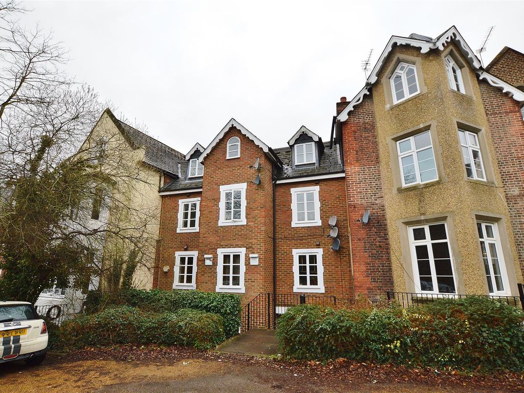 1 bed flat to rent in Upton Park, Slough SL1 Zoopla