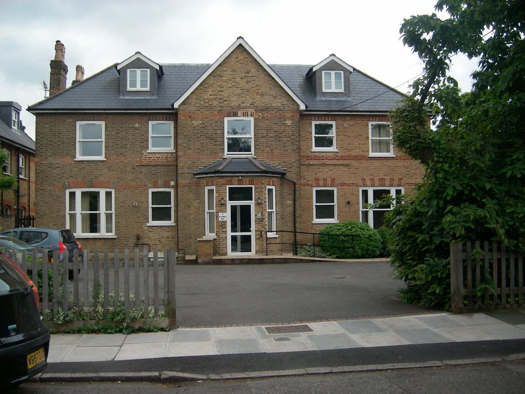 1 bed flat to rent in St. James's Road, Hampton Hill, Hampton TW12 Zoopla