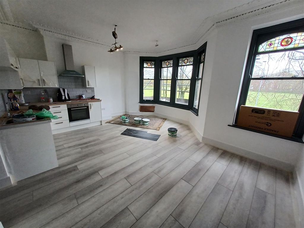 1 bed flat to rent in Ninian Road, Roath, Cardiff CF23 Zoopla