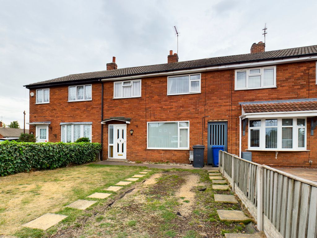3 bed terraced house for sale in Warrenne Road, Dunscroft, Doncaster