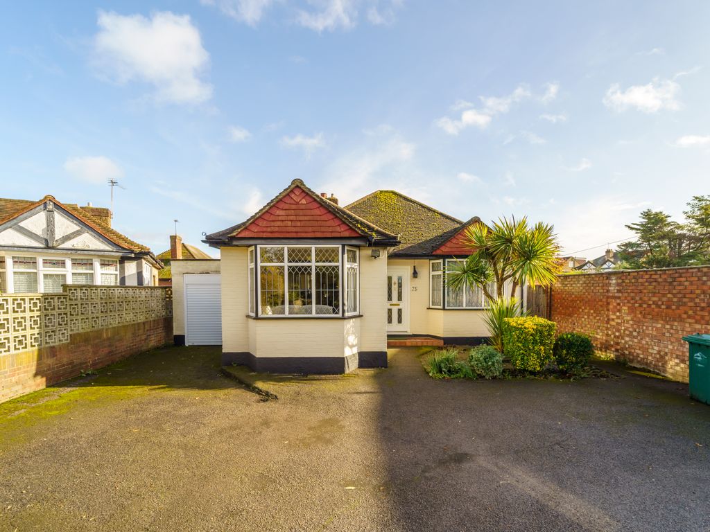 2 bed detached bungalow for sale in Worple Road, StainesUponThames