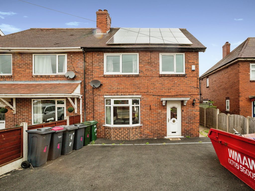 4 bed semidetached house for sale in Newfield Crescent, Rotherham S63