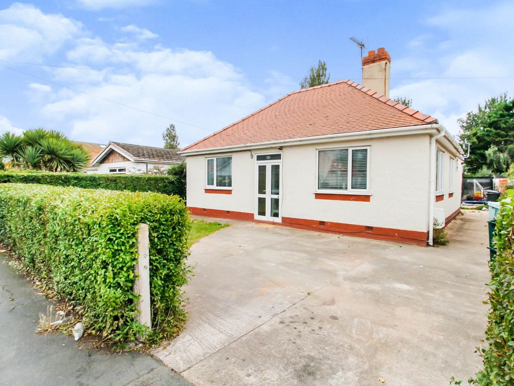 2 bed bungalow for sale in Llugwy Road, Kinmel Bay, Rhyl LL18 Zoopla