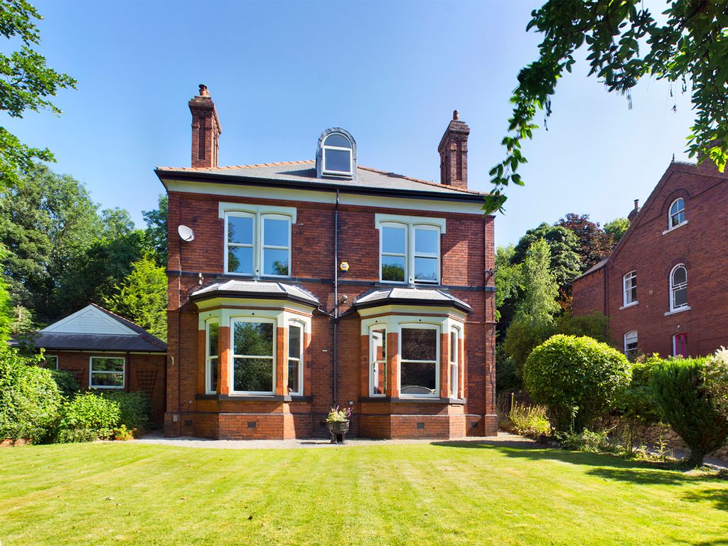 7 bed detached house for sale in Ferrybridge Road, Castleford WF10 Zoopla
