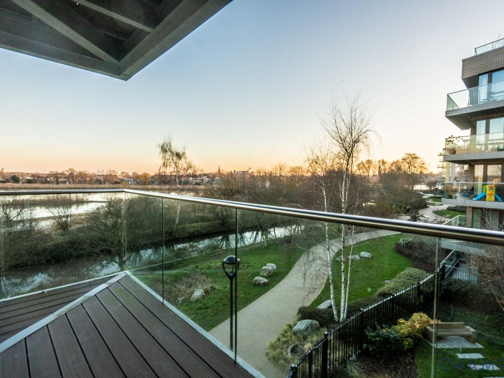 Rivulet Apartments, Devan Grove, London N4  