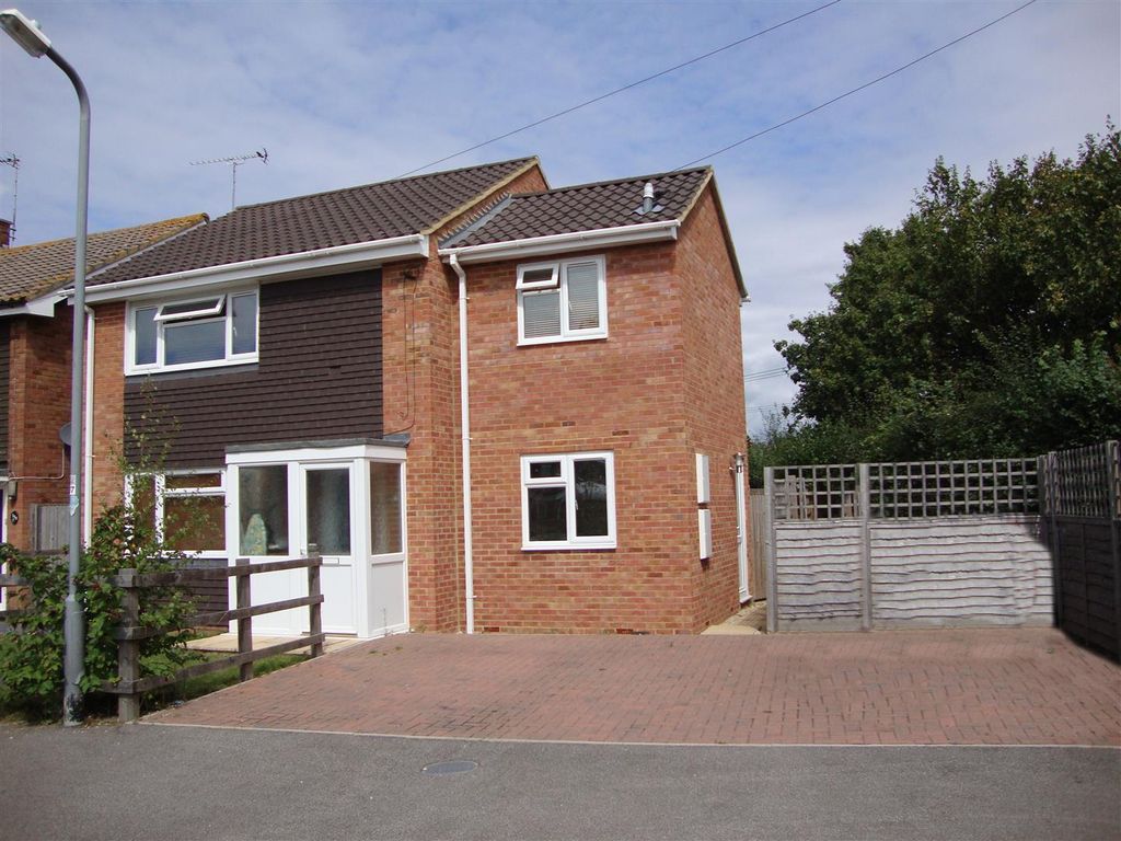 1 bed to rent in Cannock Road, Aylesbury HP20, £950 pcm Zoopla