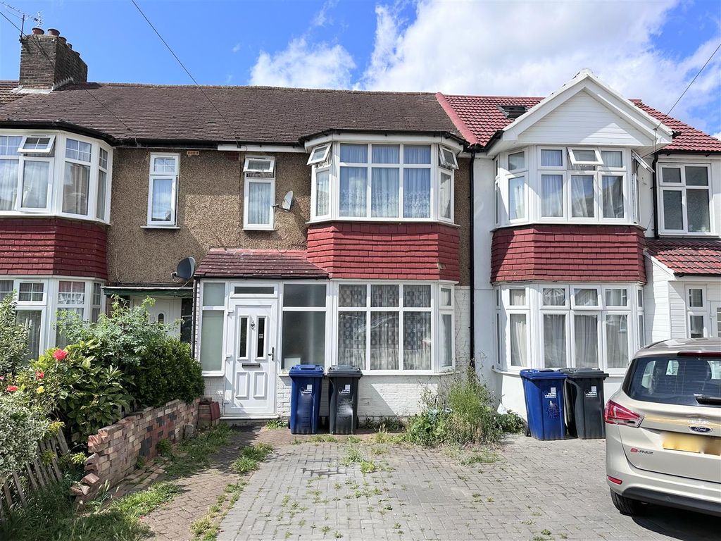 3 bed terraced house for sale in Warren Drive, Greenford UB6, £485,000