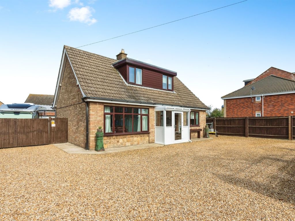 3 bed chalet for sale in West End, Whittlesey, Peterborough PE7, £