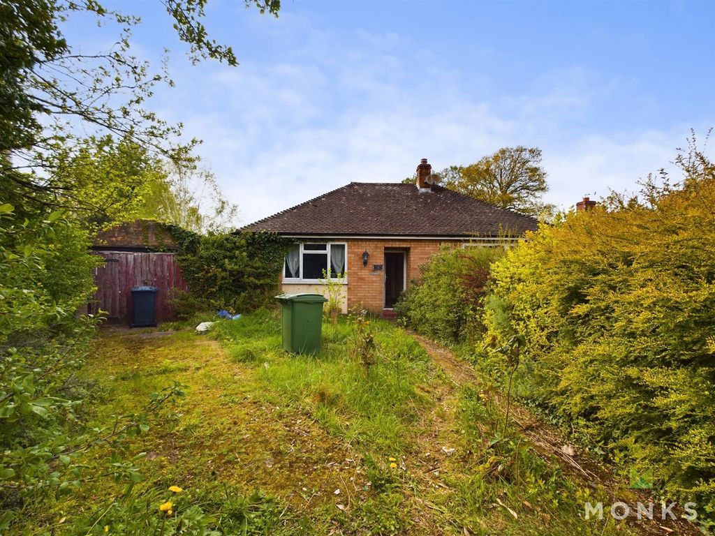 2 bed detached bungalow for sale in Pontesbury Hill, Pontesbury