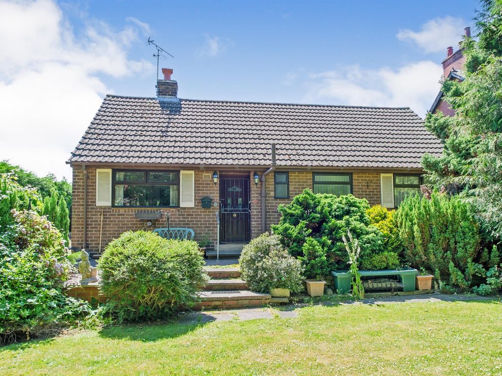 2 bed detached bungalow for sale in Leeds Barnsdale Road, Cutsyke