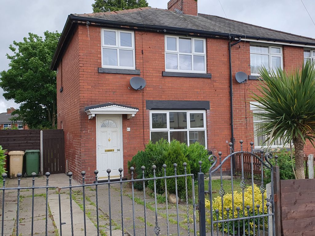 3 bed semidetached house to rent in Moorside Avenue, Farnworth, Bolton