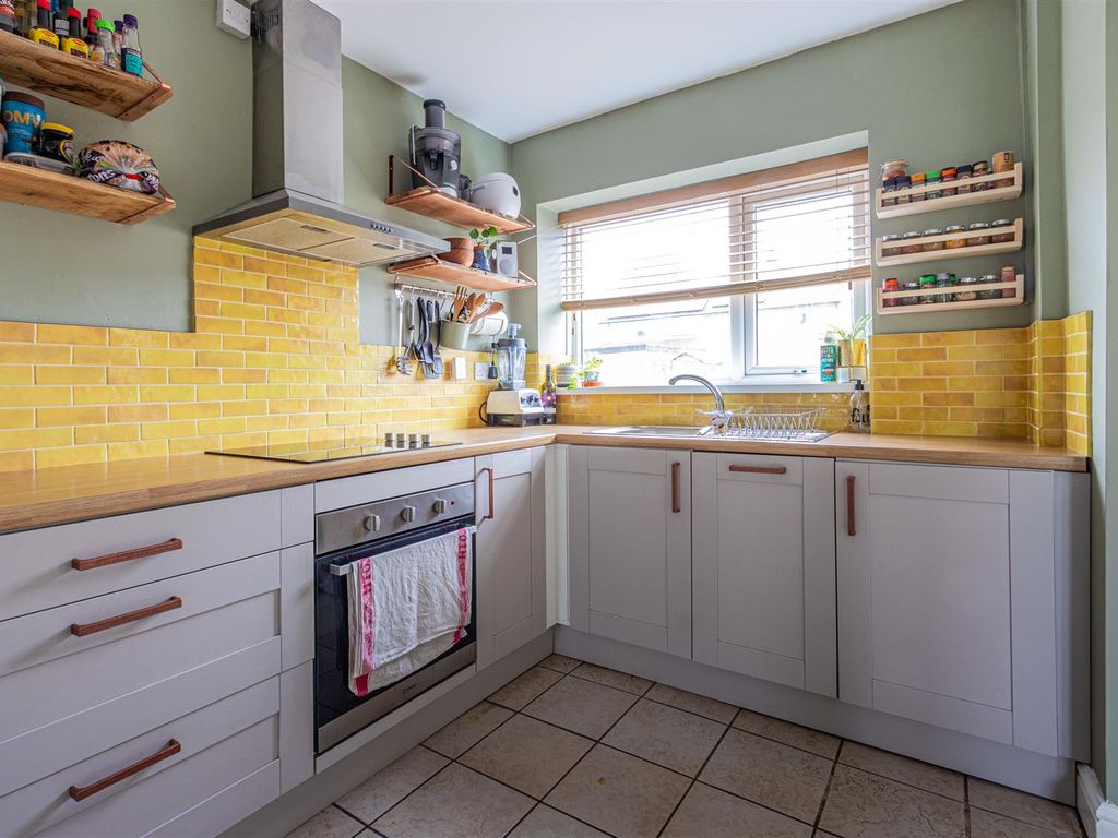 2 bed end terrace house for sale in Amethyst Road, Fairwater, Cardiff