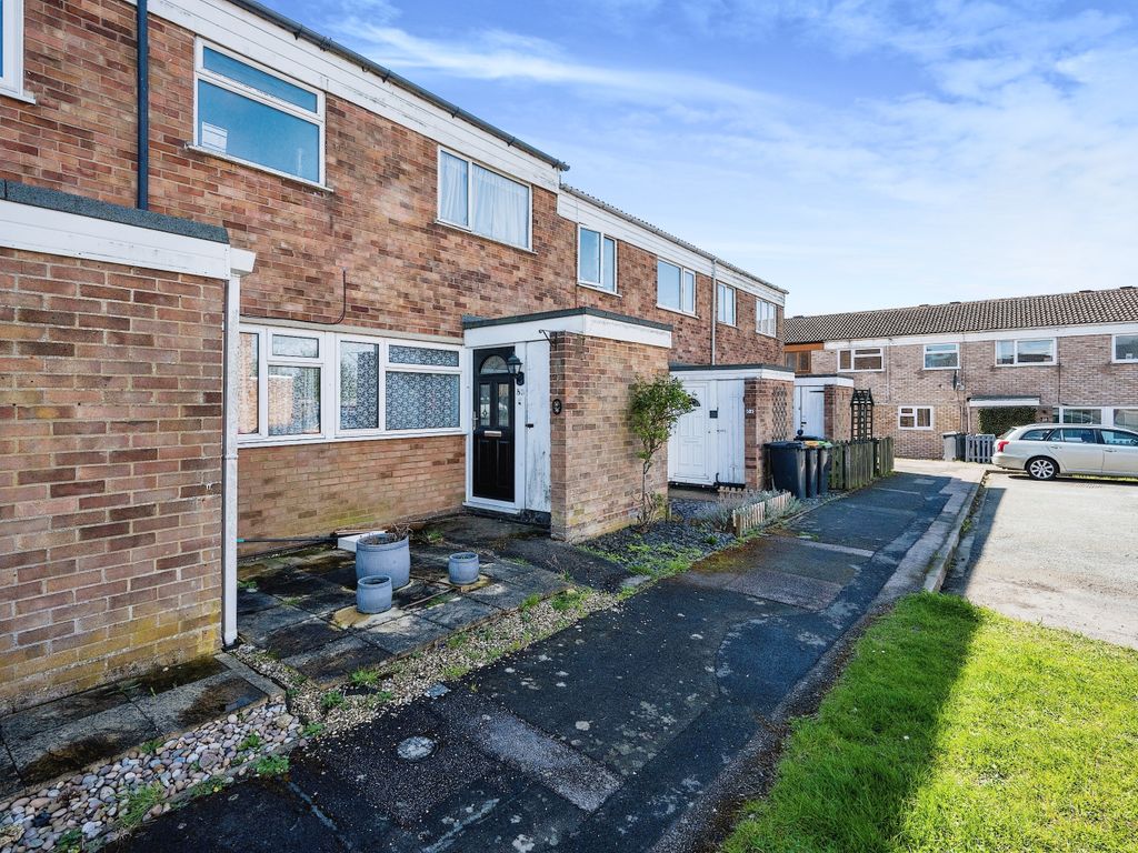 3 bed terraced house for sale in Bents Close, Clapham, Bedford MK41