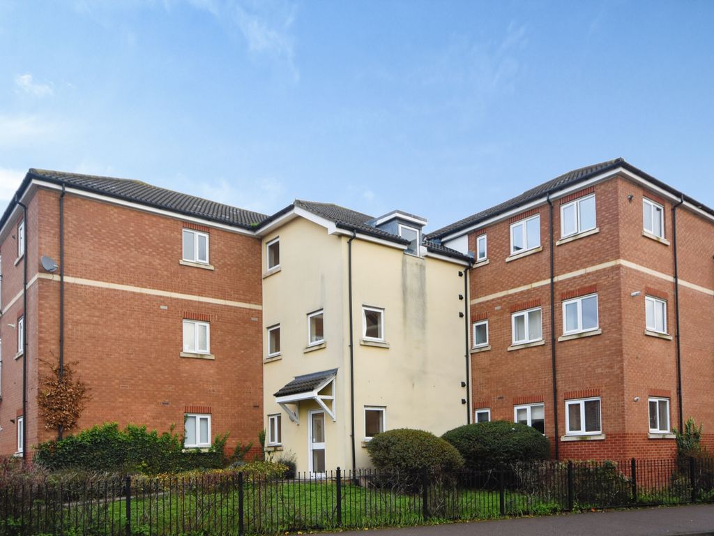 2 bed flat for sale in Crosse Courts, Basildon, Essex SS15 Zoopla
