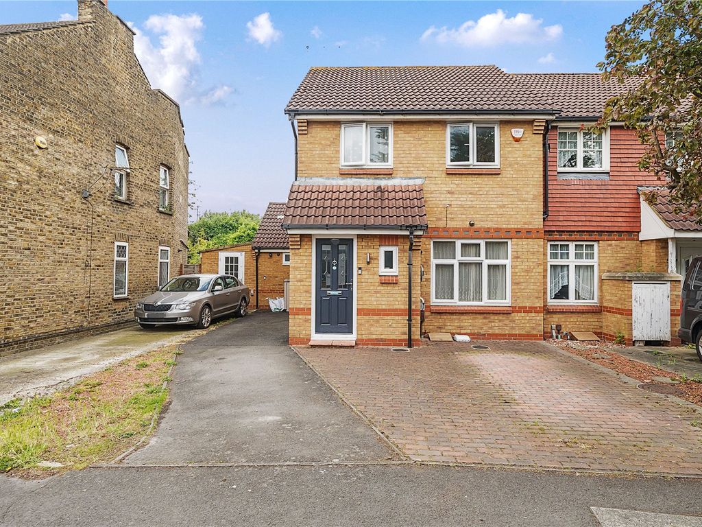 4 bed end terrace house for sale in Warwick Road, West Drayton UB7, £