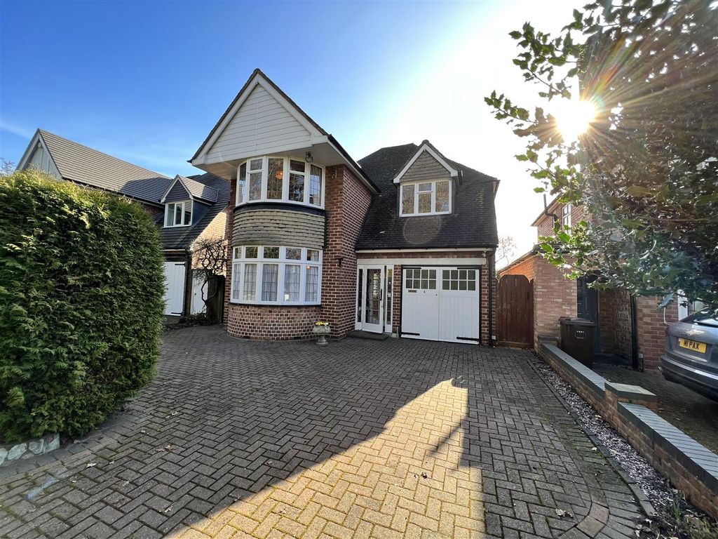 3 bed detached house for sale in West Avenue, Castle Bromwich, Birmingham B36 Zoopla
