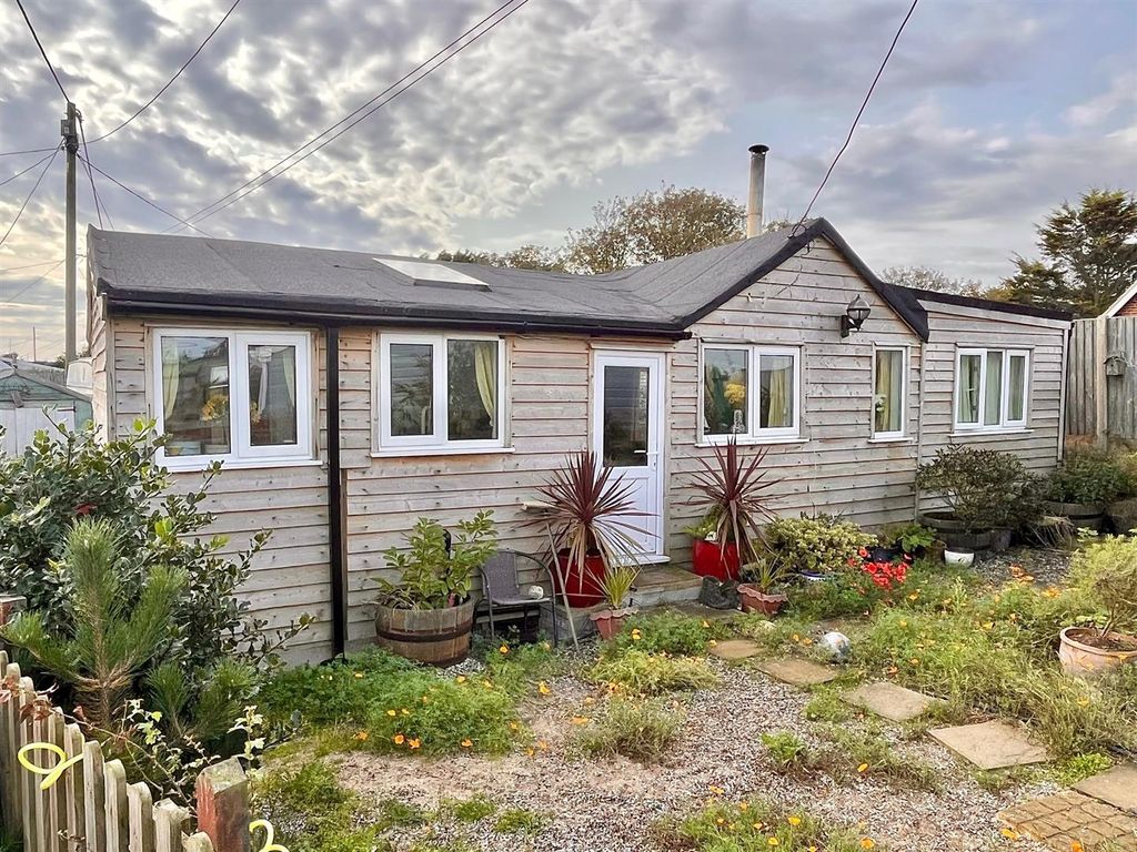 2 bed detached bungalow for sale in The Marrams, Hemsby, Great Yarmouth