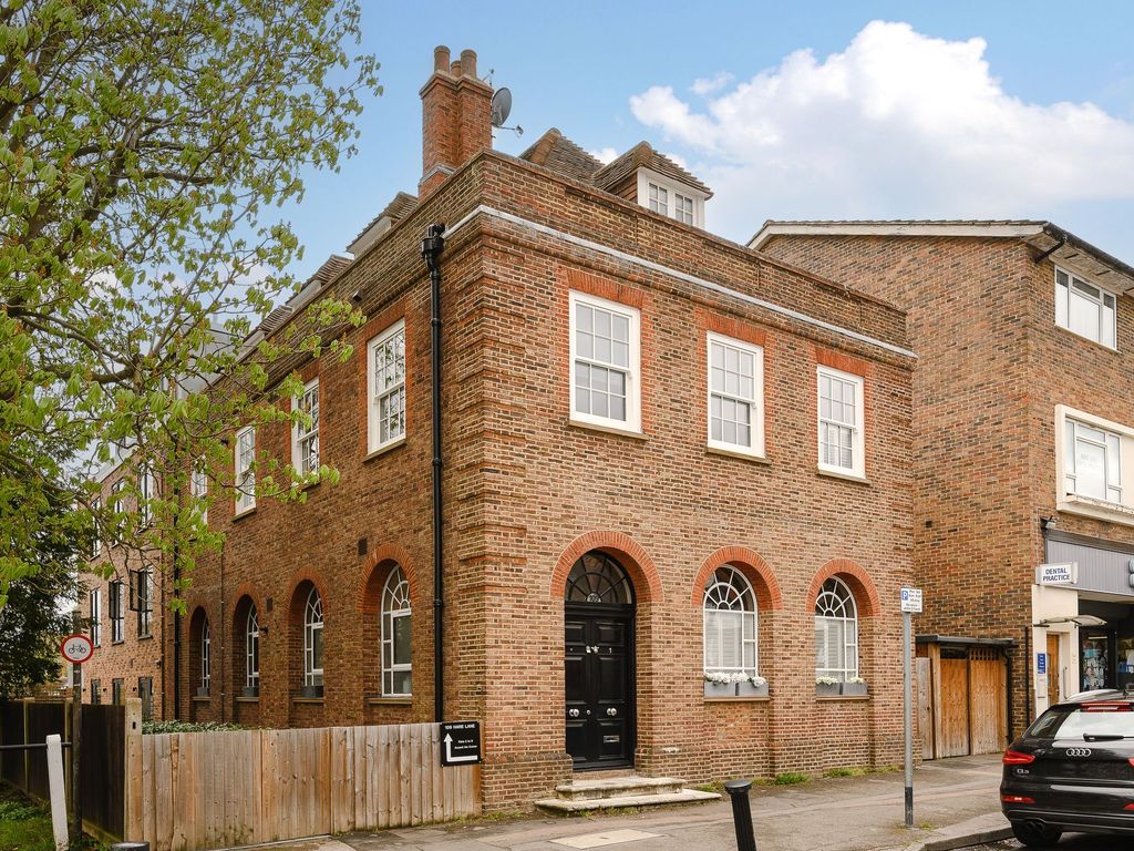 2 bed flat for sale in Hare Lane, Claygate KT10 Zoopla