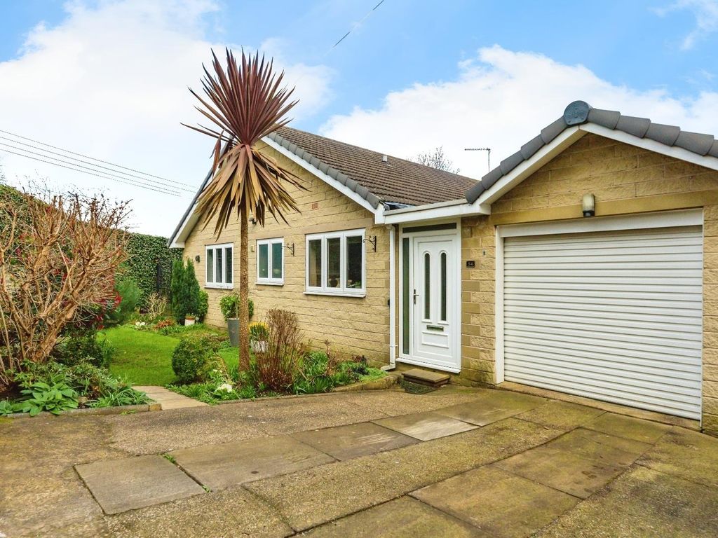 3 bed detached bungalow for sale in Housley Lane, Chapeltown, Sheffield