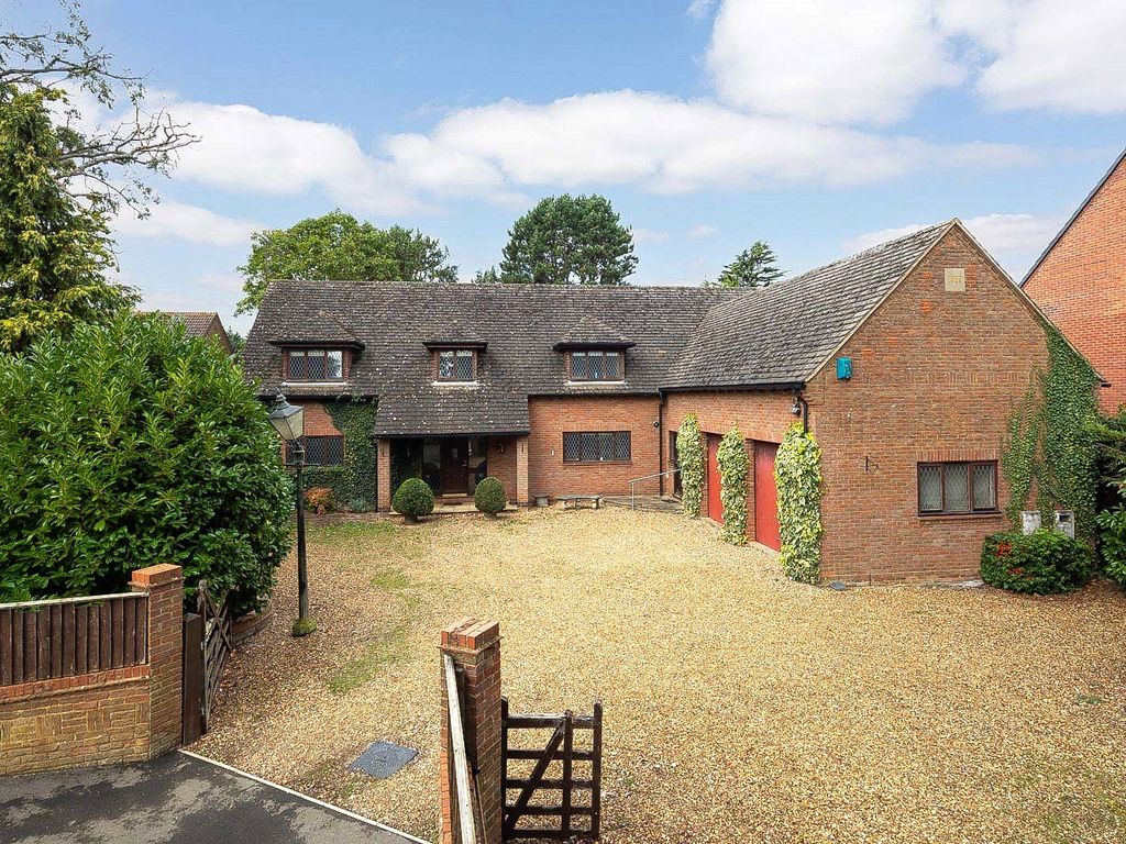 5 bed detached house for sale in The Avenue, Moulton, Northampton NN3 ...