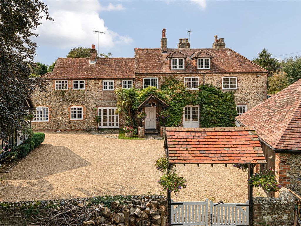 8 bed semidetached house for sale in North Bersted Street, Bognor