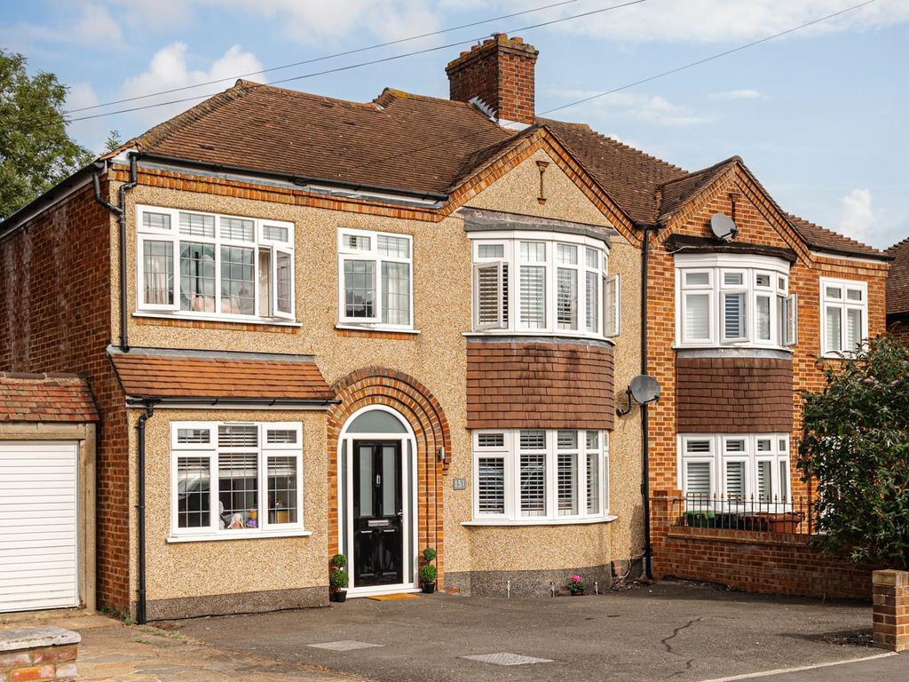 4 bed semidetached house for sale in Thorndon Gardens, Stoneleigh