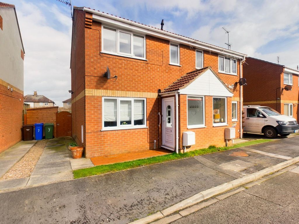 2 bed semidetached house for sale in Sheldrake Close, Filey YO14, £