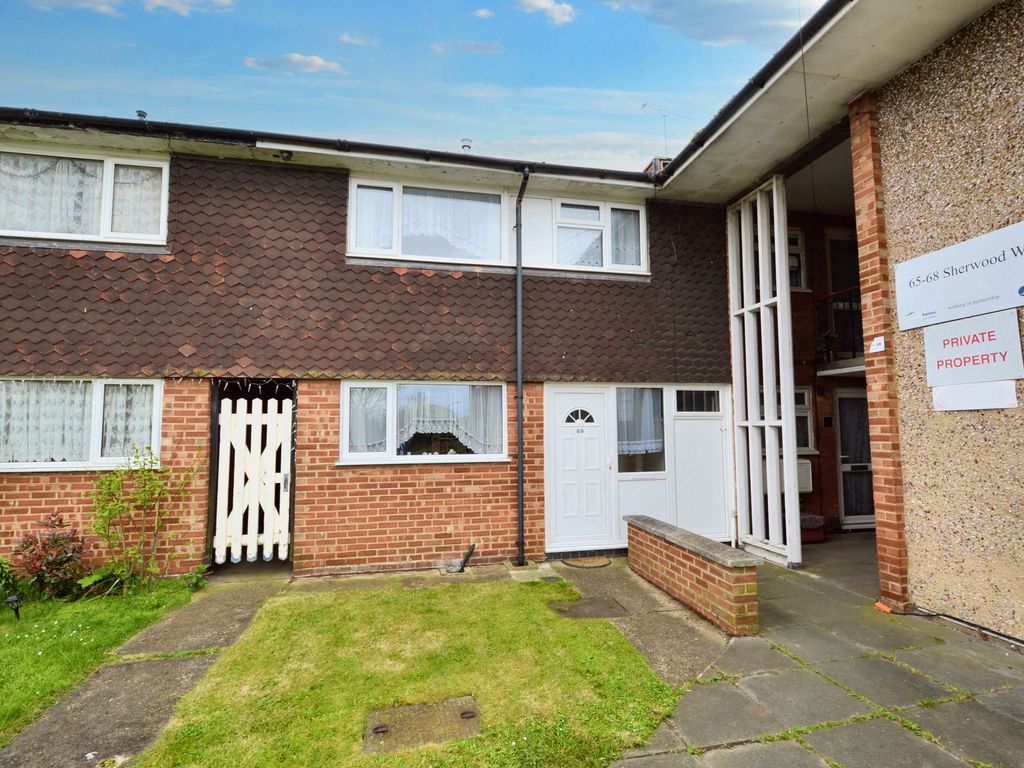 3 bed terraced house for sale in Sherwood Way, SouthendOnSea SS2, £