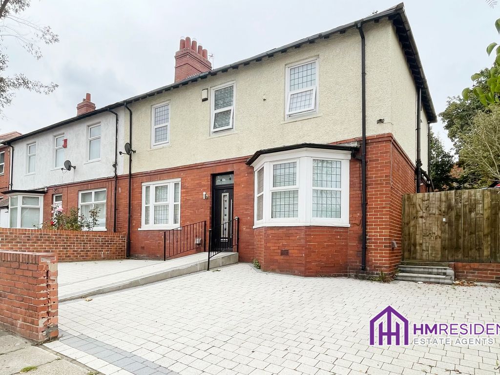 4 bed semidetached house to rent in Wingrove Road, Fenham, Newcastle