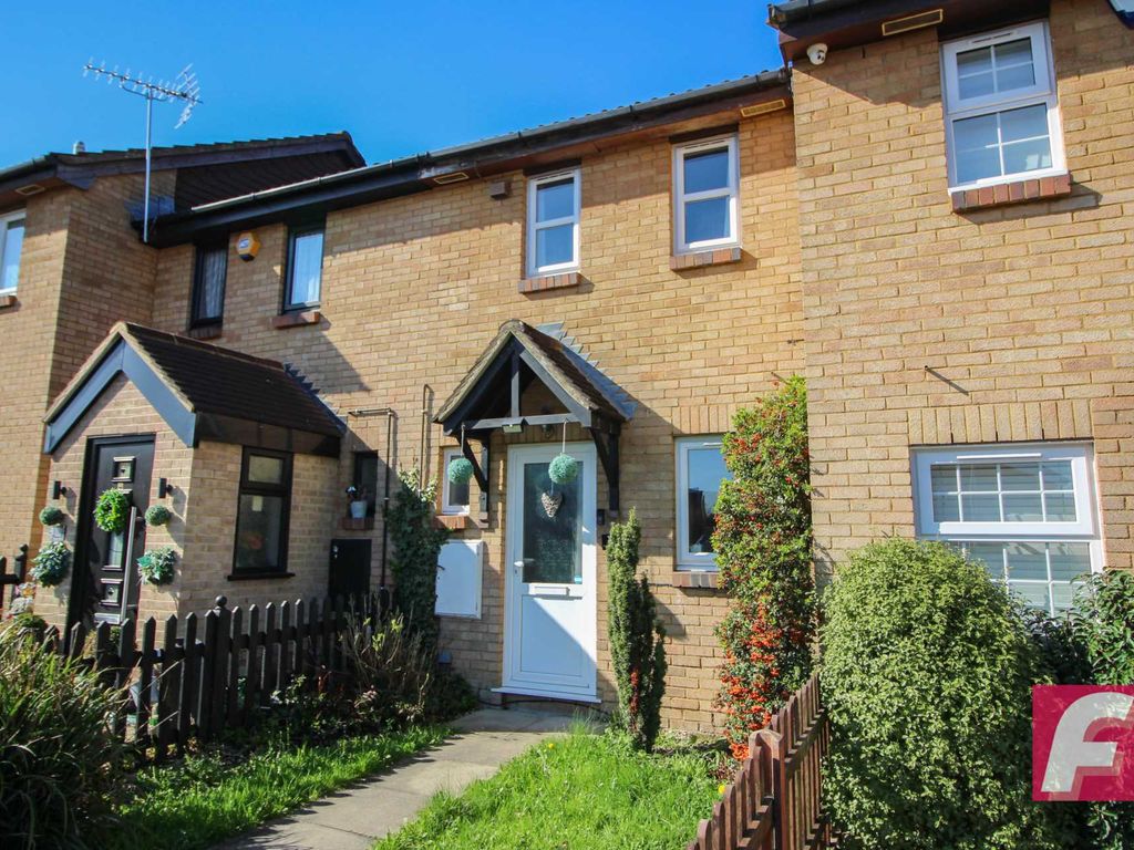 2 bed terraced house for sale in Redwood Close, South Oxhey WD19 Zoopla