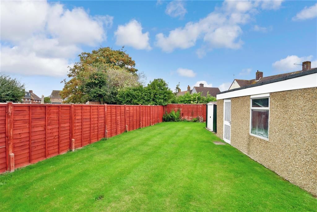 3 bed semidetached house for sale in Mountwood Road, Selsey
