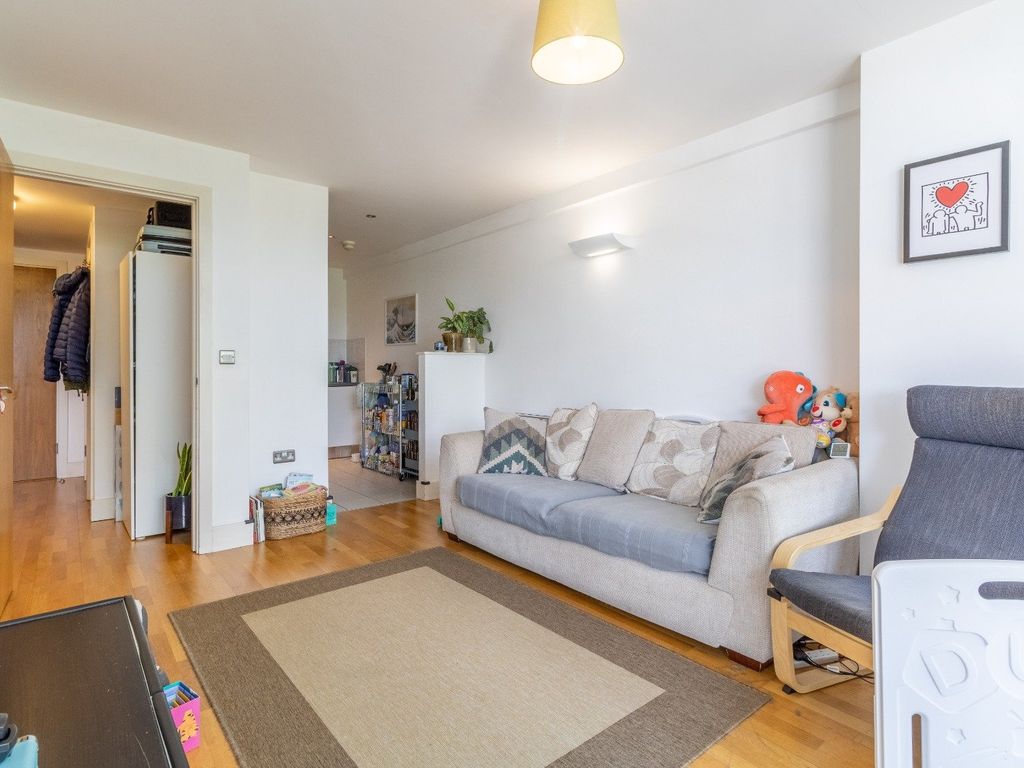 2 bed flat to rent in Standish Street, Liverpool, Merseyside L3, £1,200